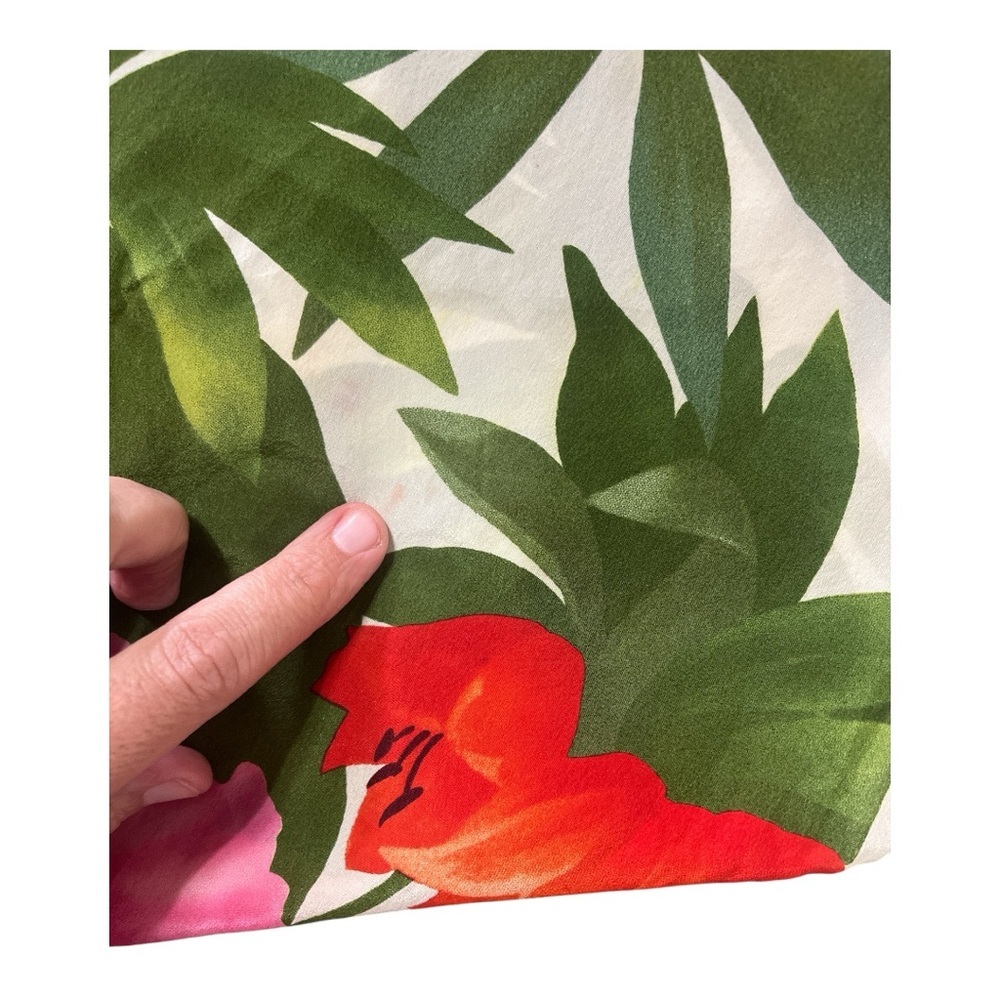 Oscar de la Renta Pink and Green Tropical 🌴 Silk Scarf - Picture 8 of 9